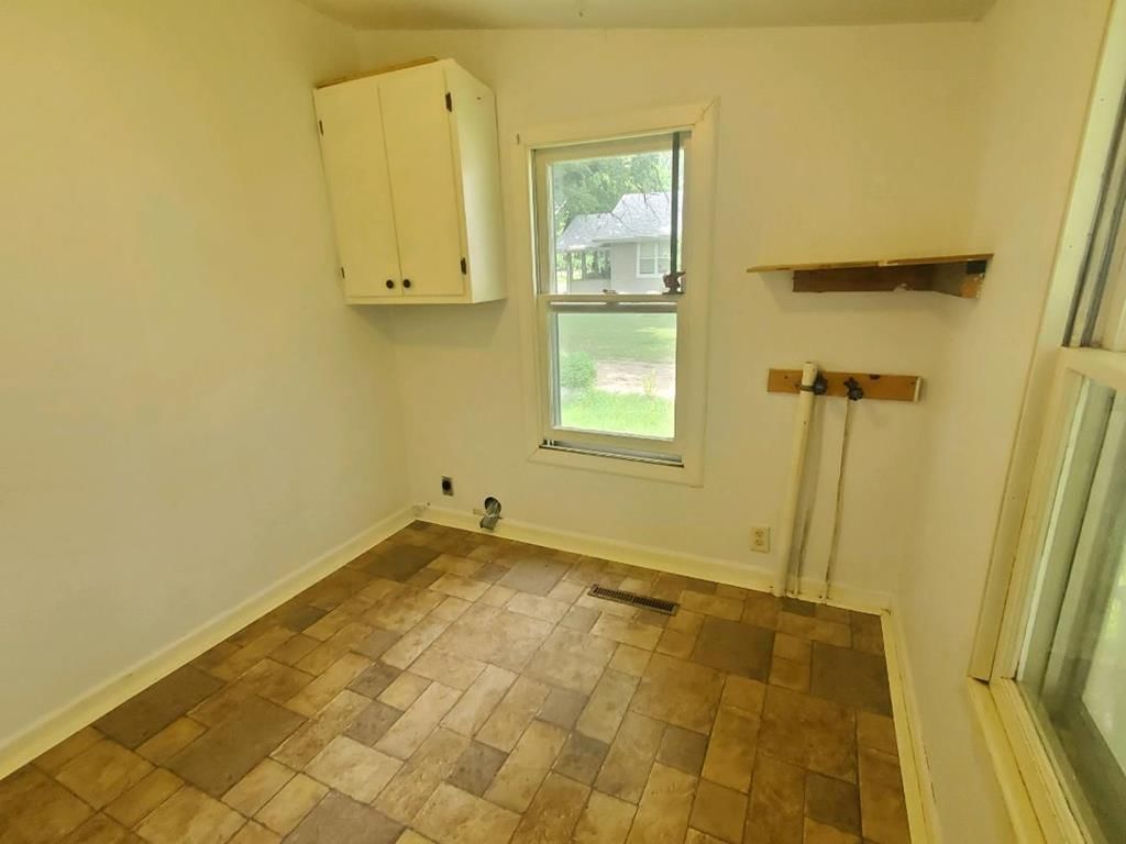 1028 S Lafayette N/A — photo 12