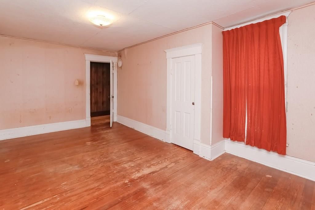 609 E 4th Avenue — photo 35