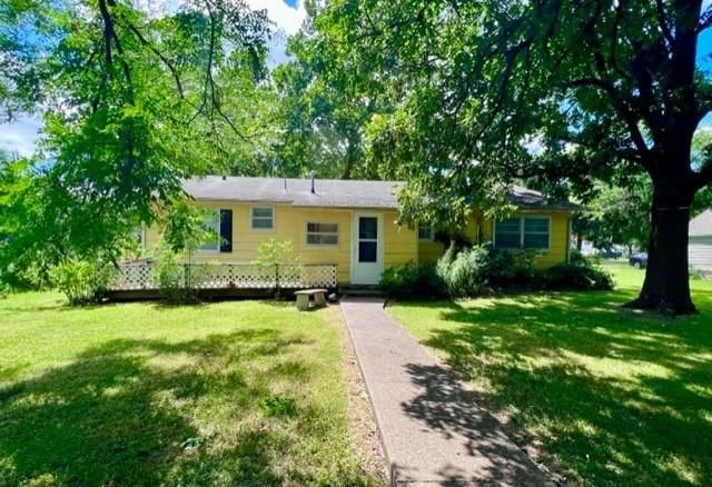 313 N Linn N/A — photo 14