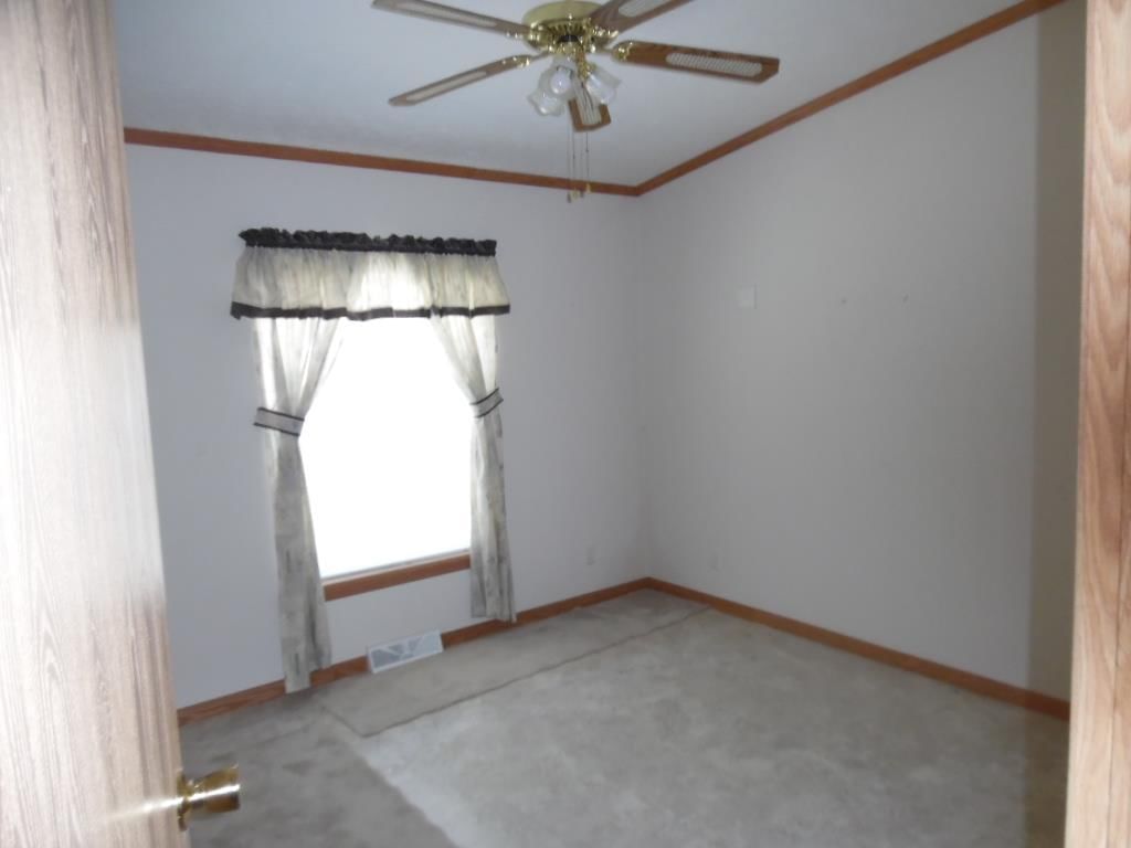 4000 CR 4050 N/A — photo 13
