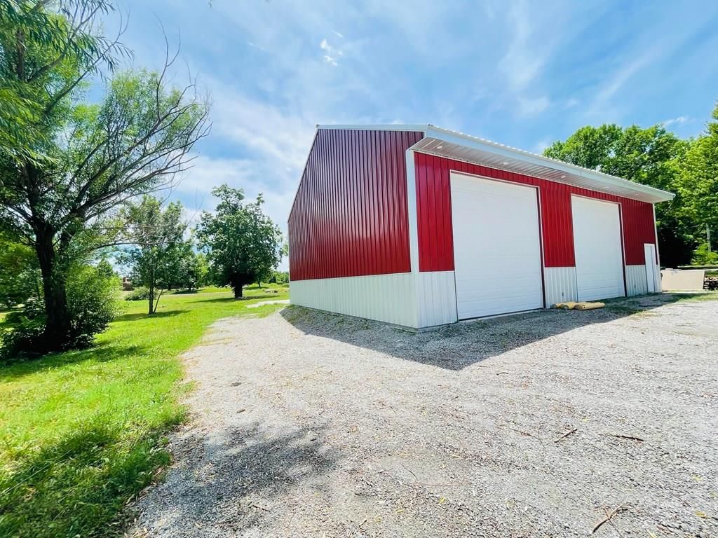 204 S Dreher N/A — photo 2