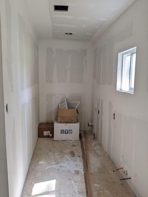 418 N Neosho Street — photo 27