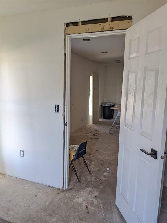 418 N Neosho Street — photo 39