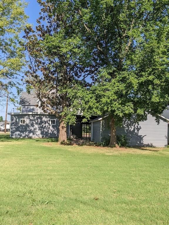 418 N Neosho Street — photo 9