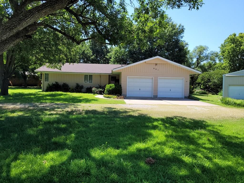 601 Jefferson N/A — photo 2