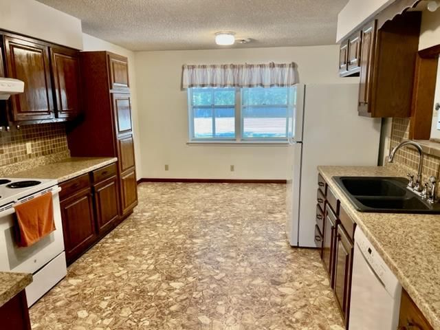 105 Cedar Drive — photo 12