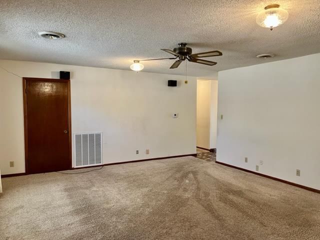 105 Cedar Drive — photo 23