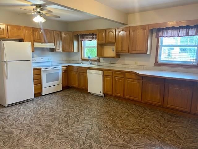 1528 Belmont Avenue — photo 10