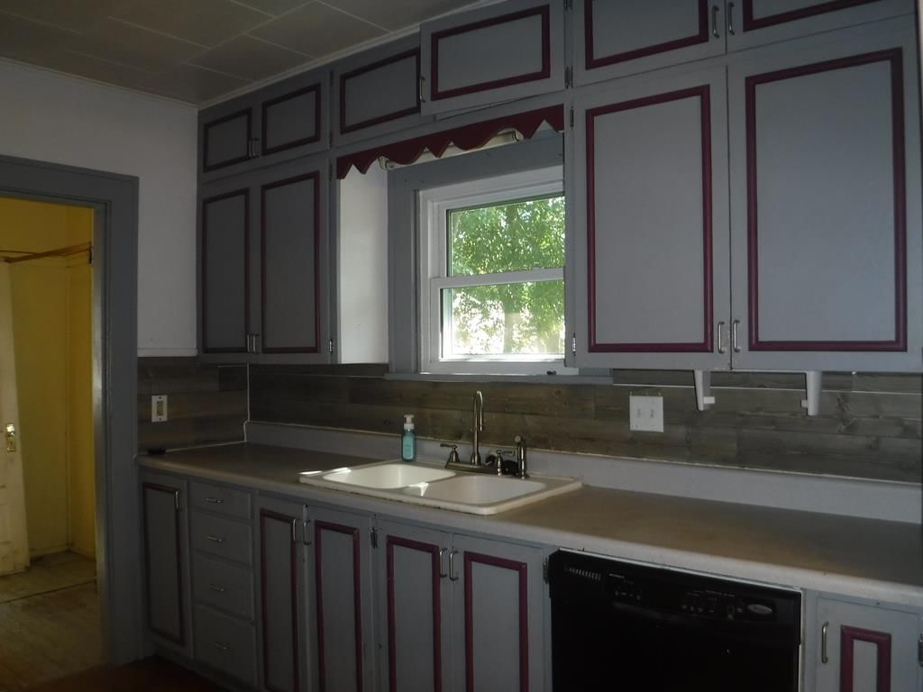 504 Charlotte Avenue — photo 14