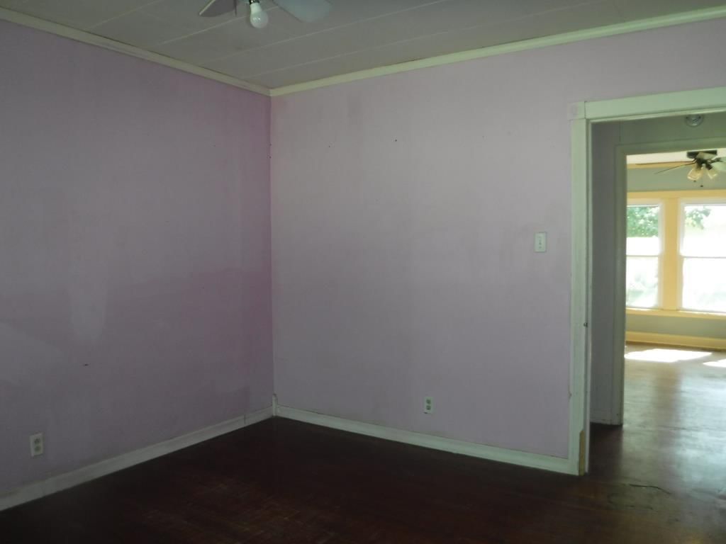 504 Charlotte Avenue — photo 17