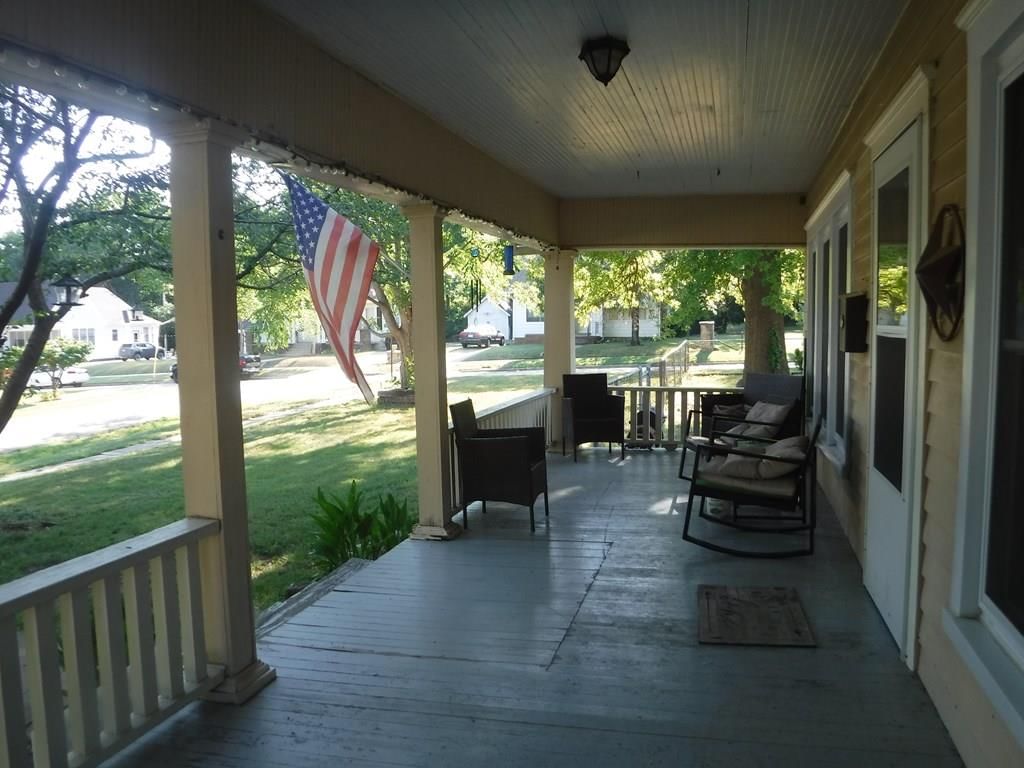 504 Charlotte Avenue — photo 21