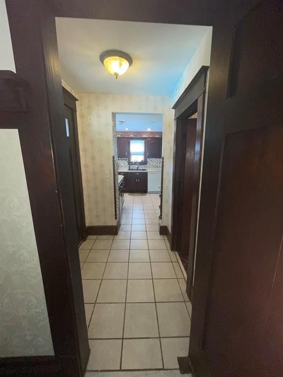 716 Lincoln N/A — photo 12