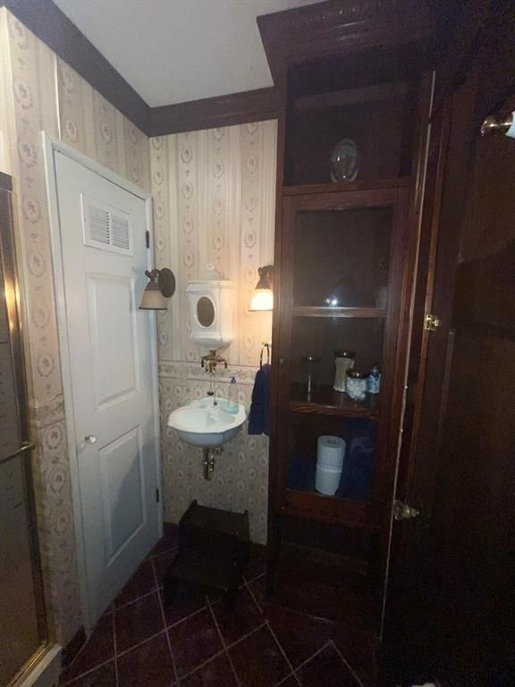 716 Lincoln N/A — photo 14