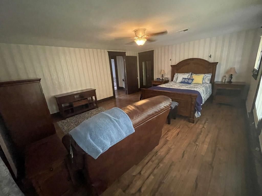 716 Lincoln N/A — photo 23