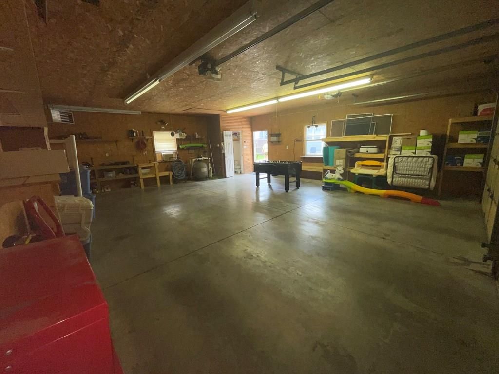 716 Lincoln N/A — photo 32