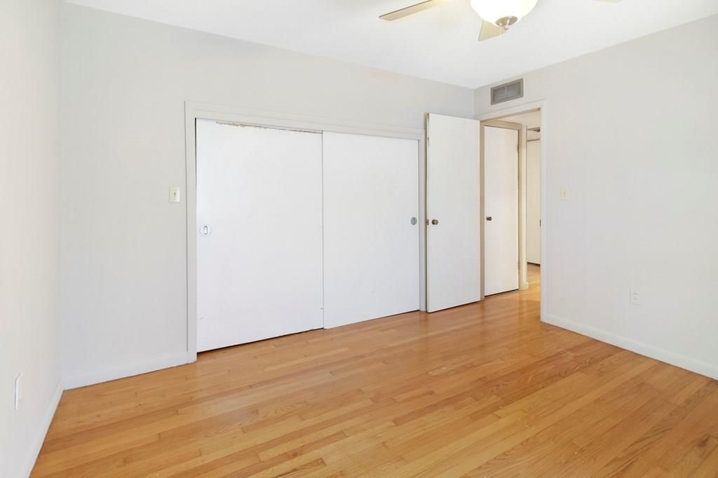 2611 Corning N/A — photo 11