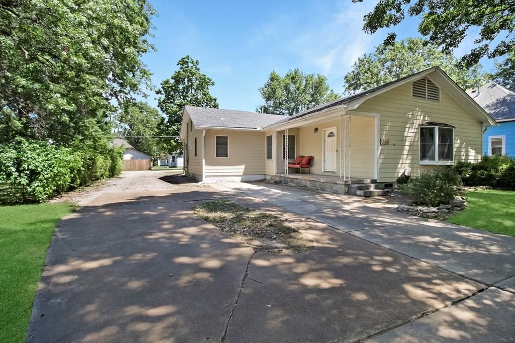 2611 Corning N/A — photo 20