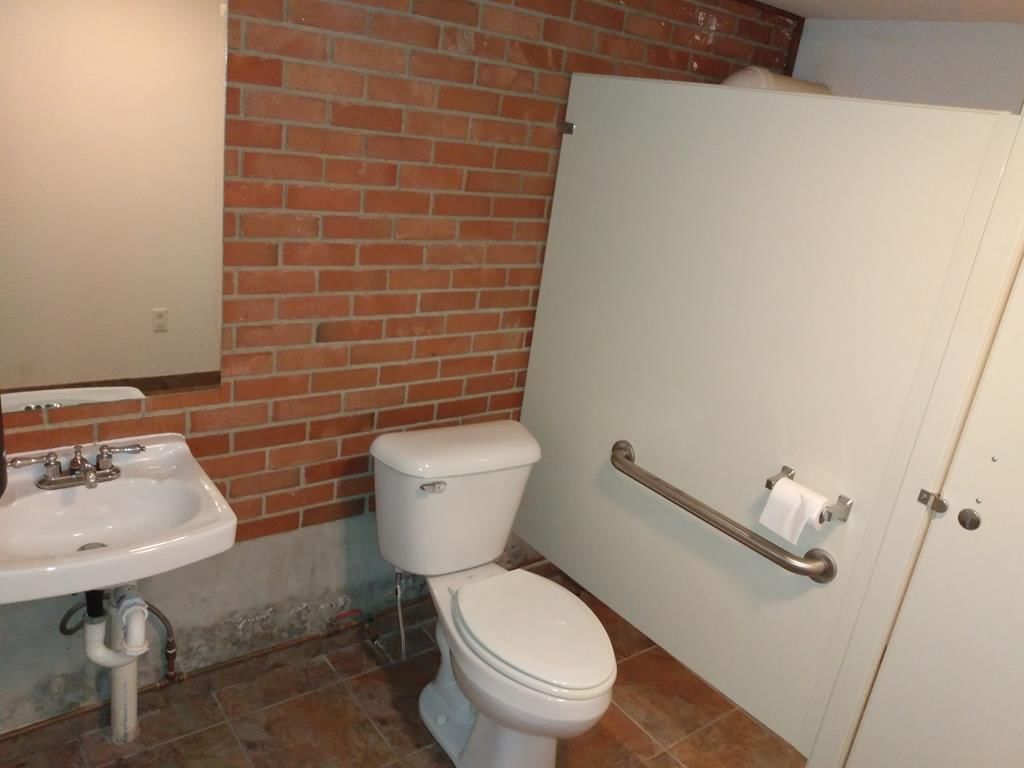 204 S Washita Street — photo 31