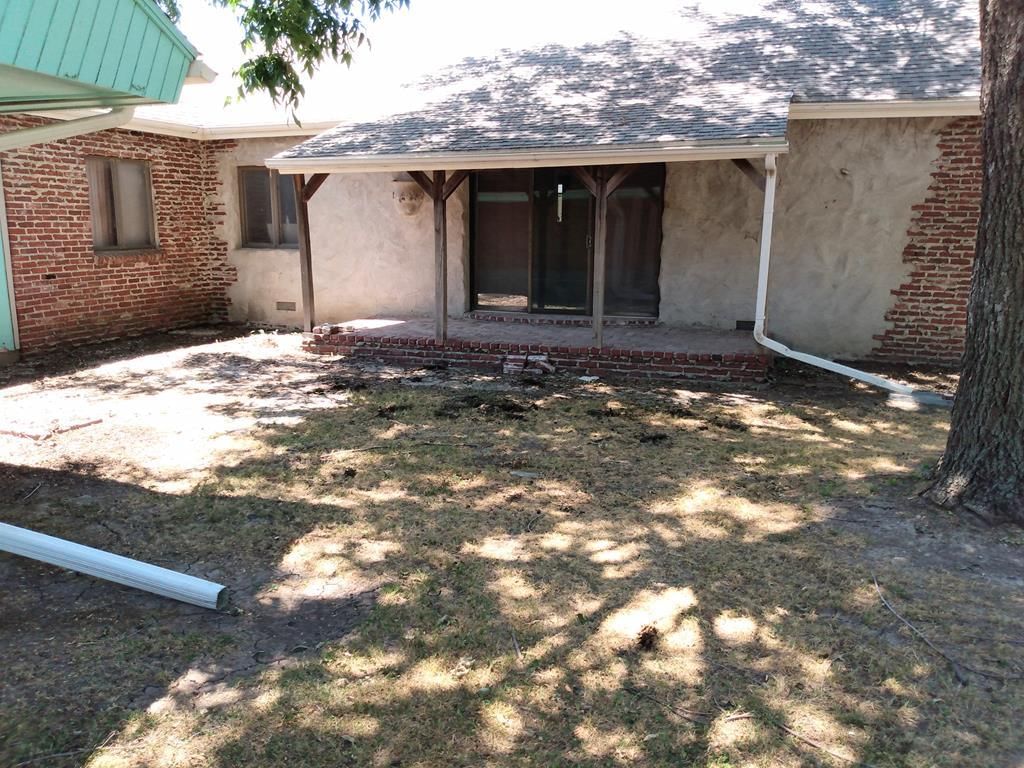 204 S Washita Street — photo 5