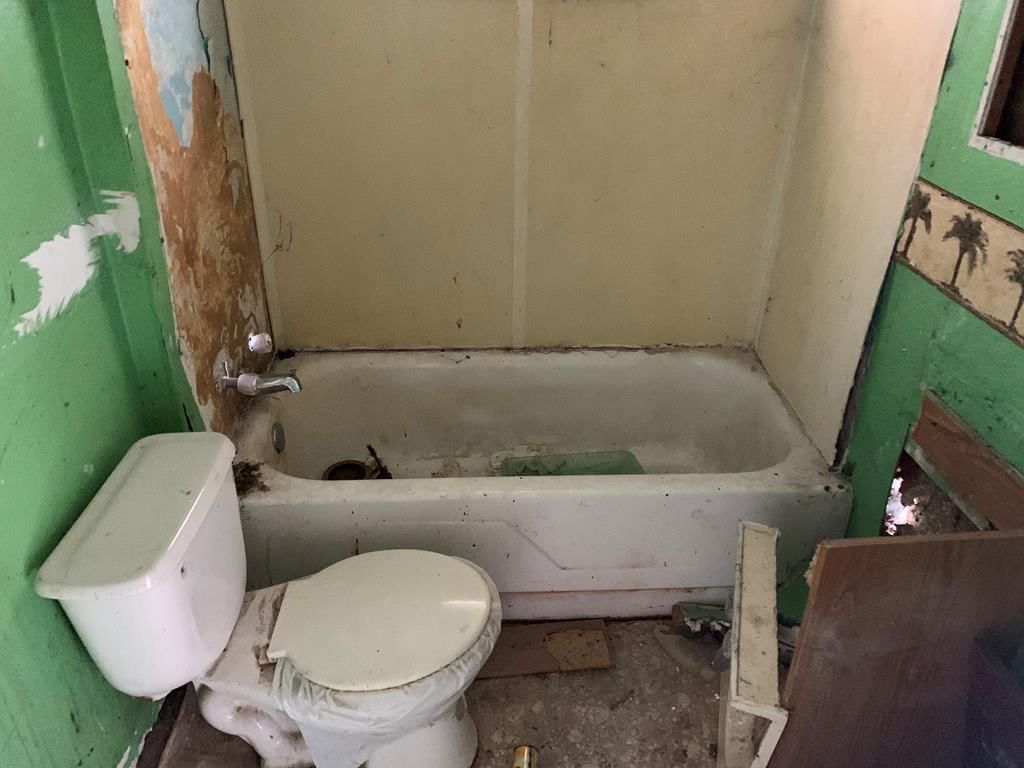 301 S Burns N/A — photo 5