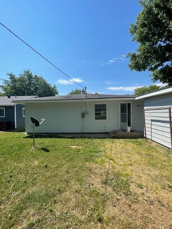 3115 Grand Avenue — photo 11