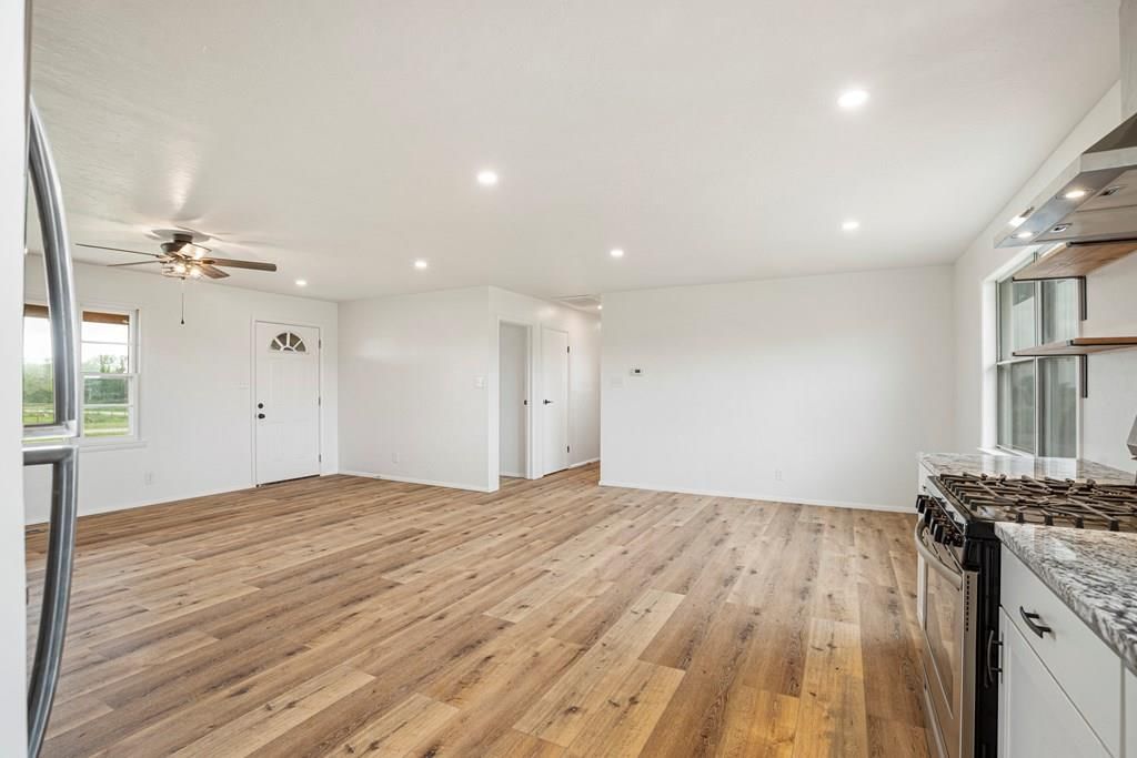 1097 Gray Road — photo 31