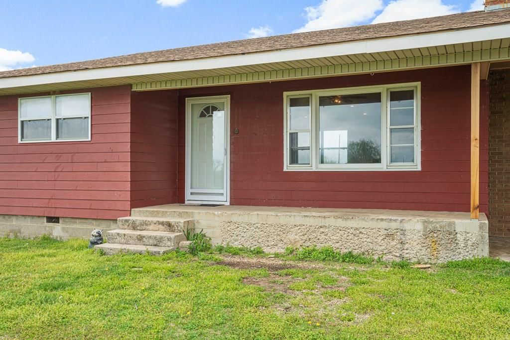 1097 Gray Road — photo 45