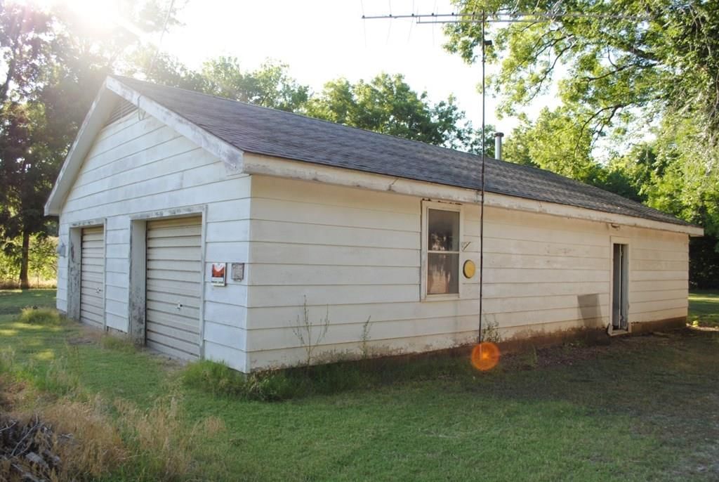 310 W Elk N/A — photo 23