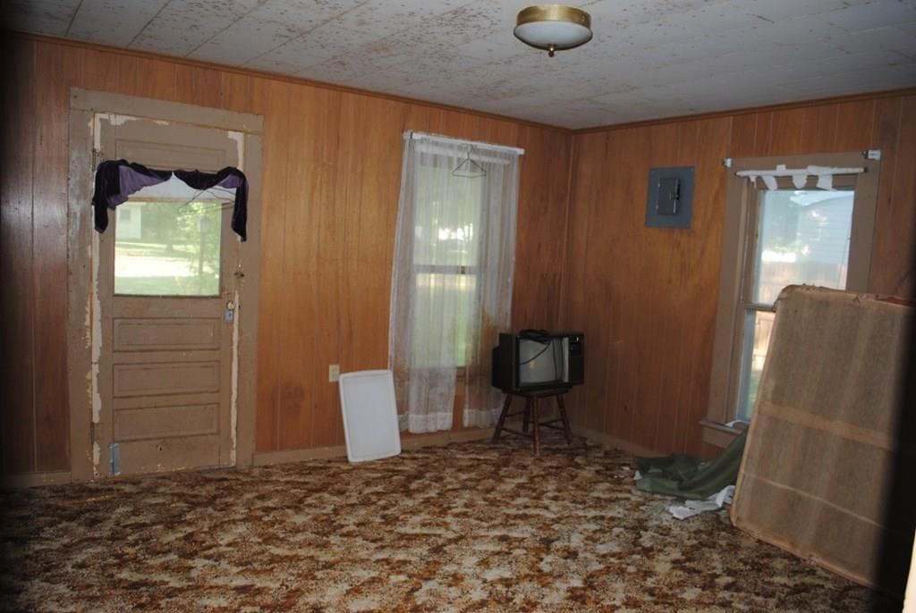 310 W Elk N/A — photo 39