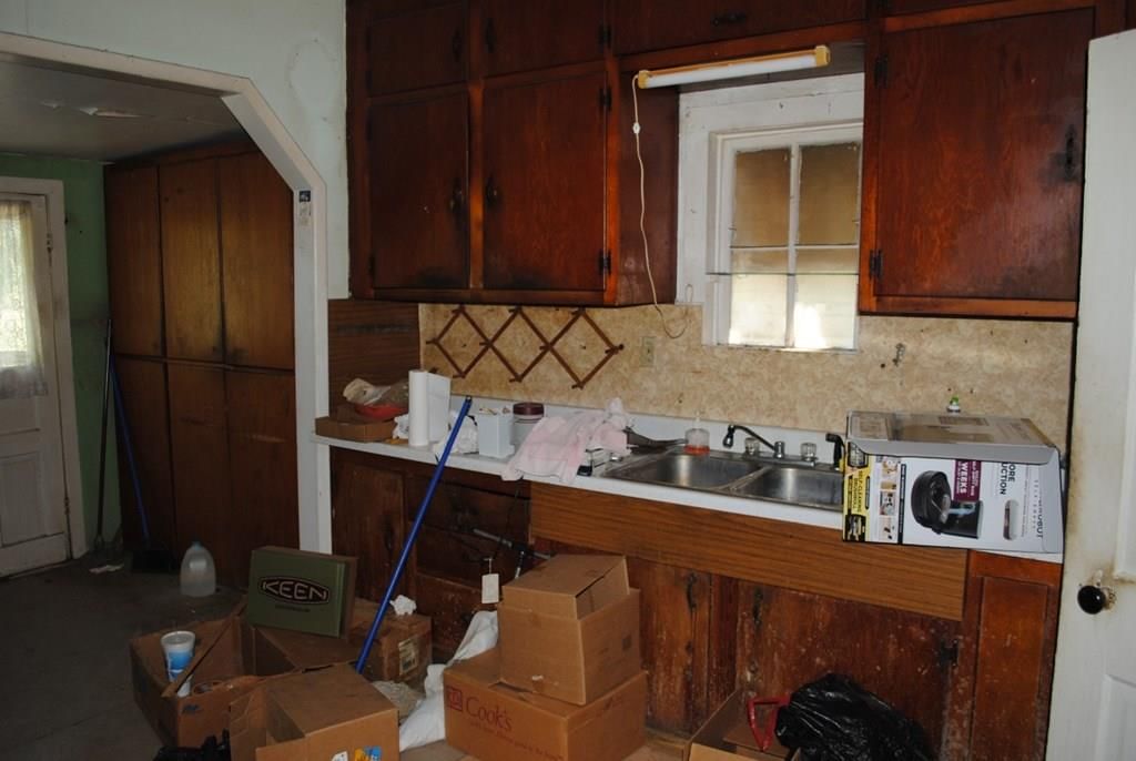 310 W Elk N/A — photo 9