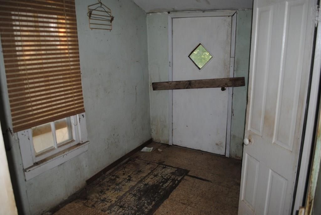 310 W Elk N/A — photo 10