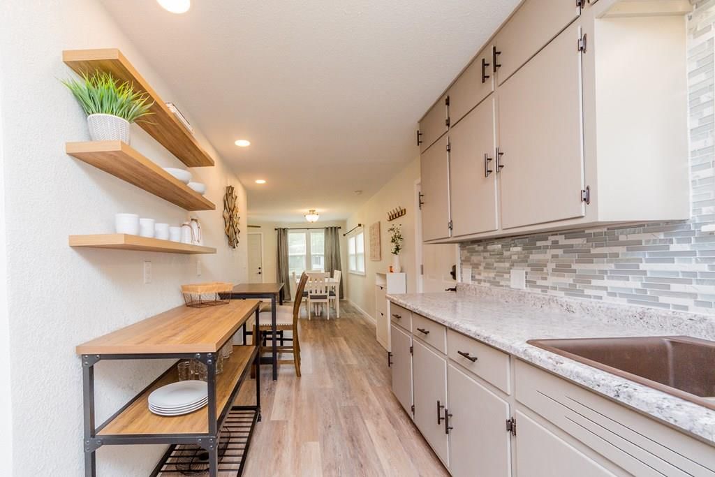407 N Fawn N/A — photo 13