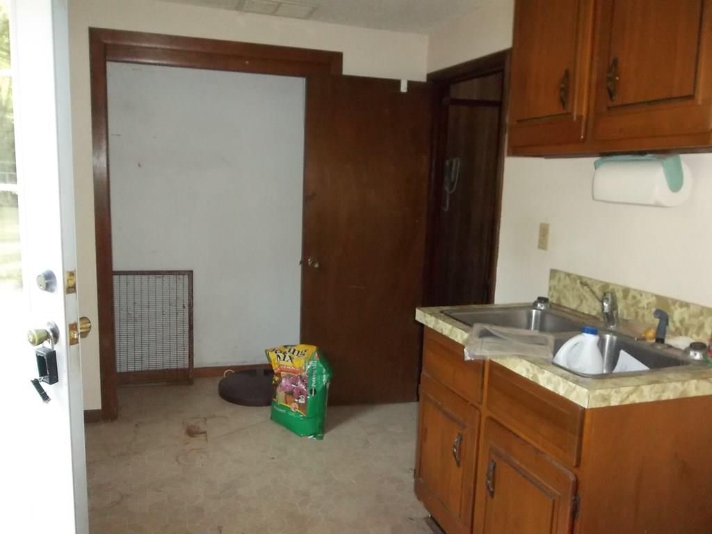 1610 E Carpenter N/A — photo 20