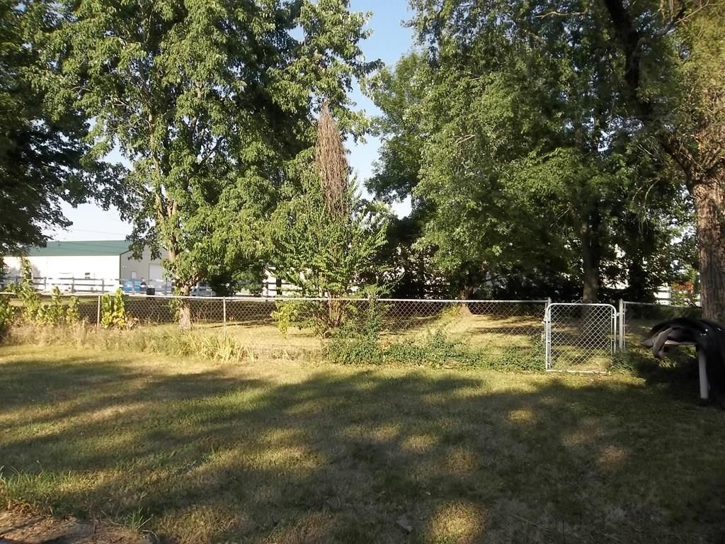 1610 E Carpenter N/A — photo 22