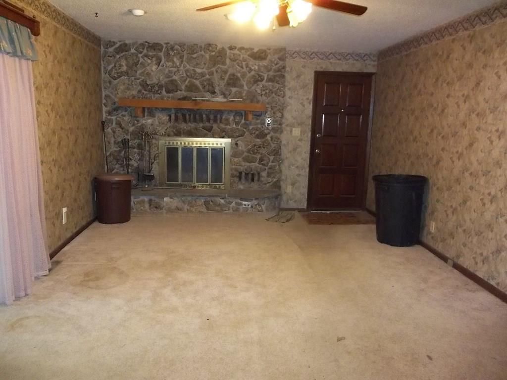 1610 E Carpenter N/A — photo 5