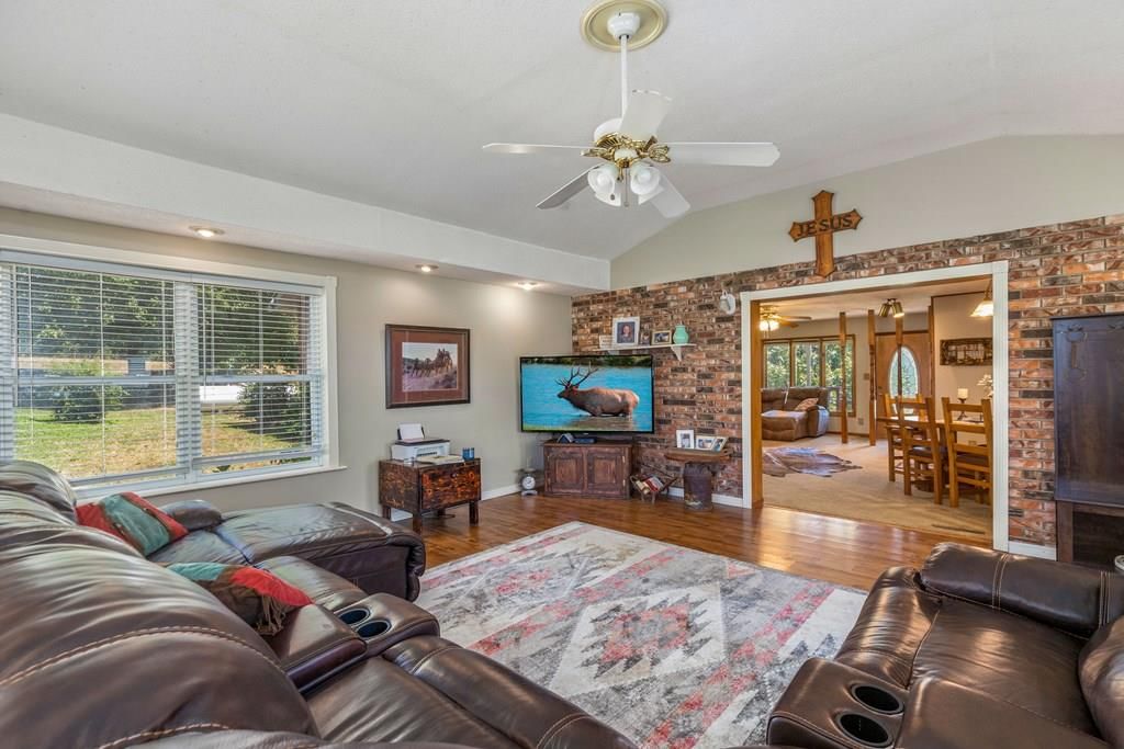 7473 SE Star Road — photo 34