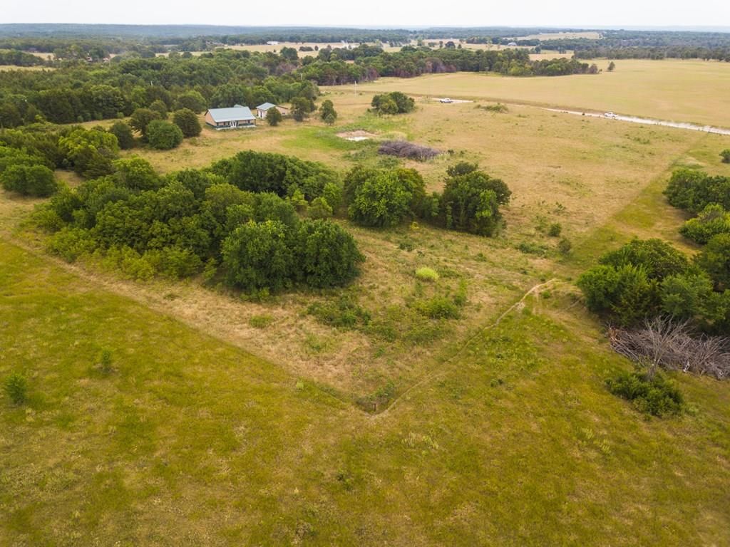 1912 Bronco Road — photo 26