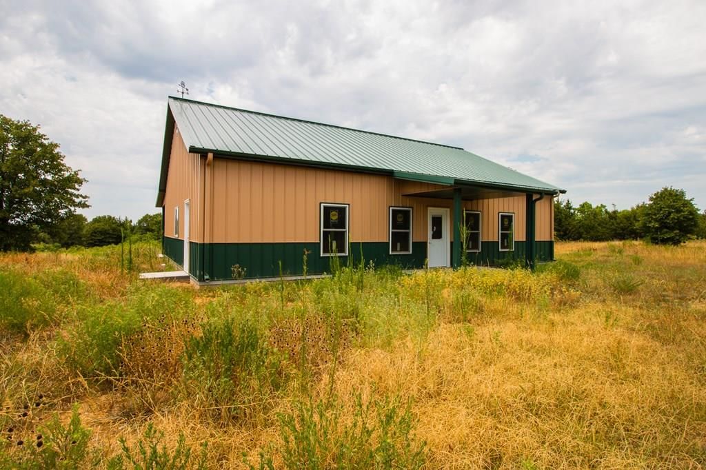1912 Bronco Road — photo 28