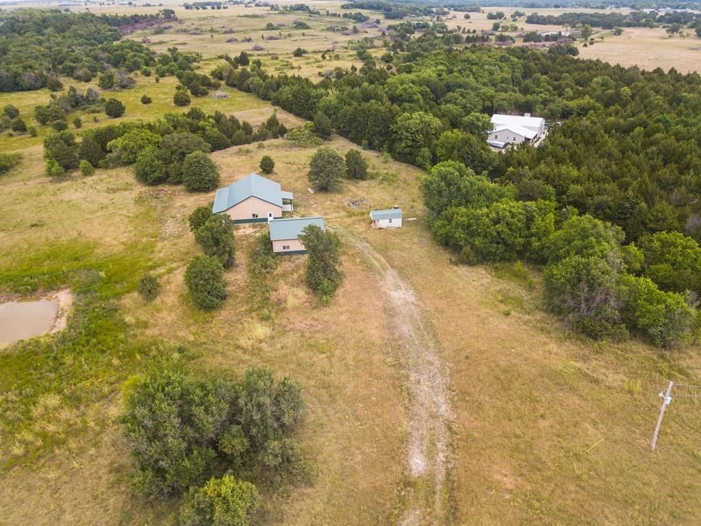 1912 Bronco Road — photo 36