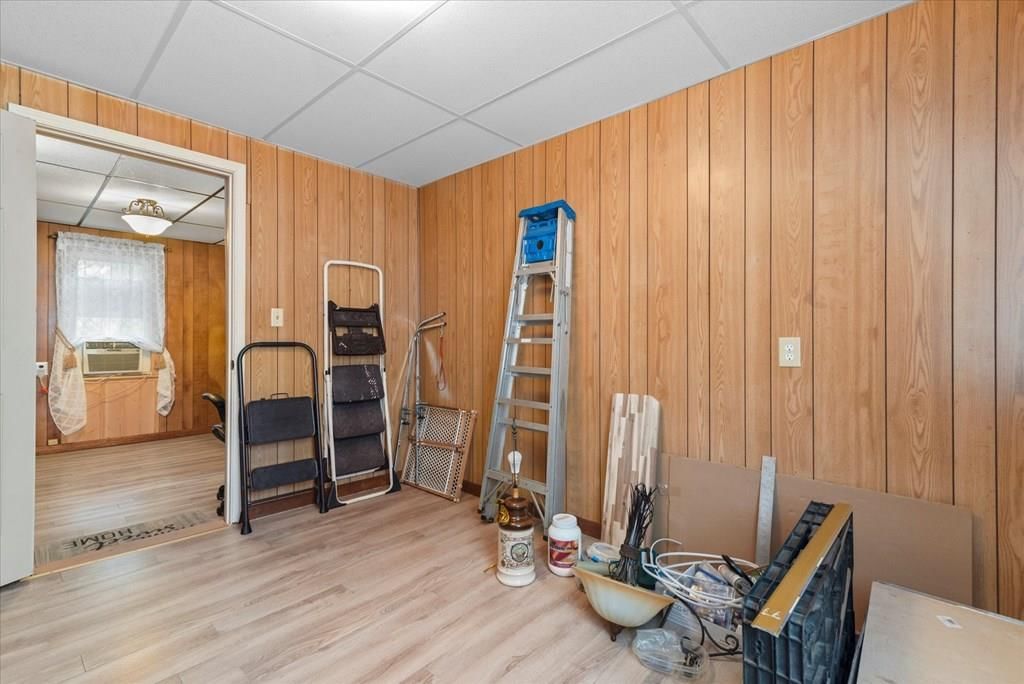 635 S Maple S N/A — photo 12