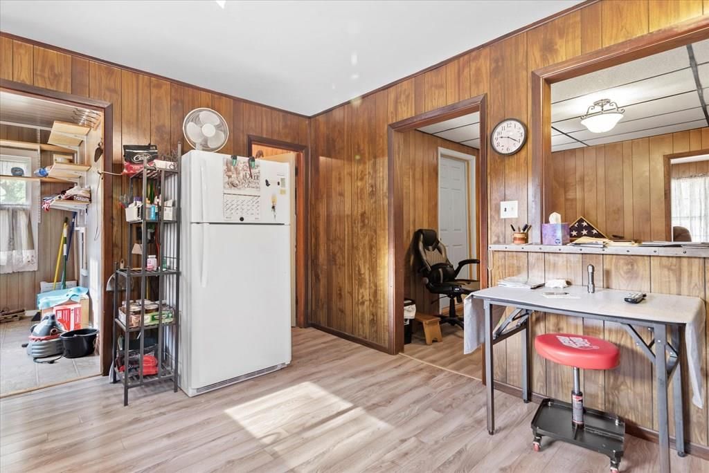 635 S Maple S N/A — photo 15