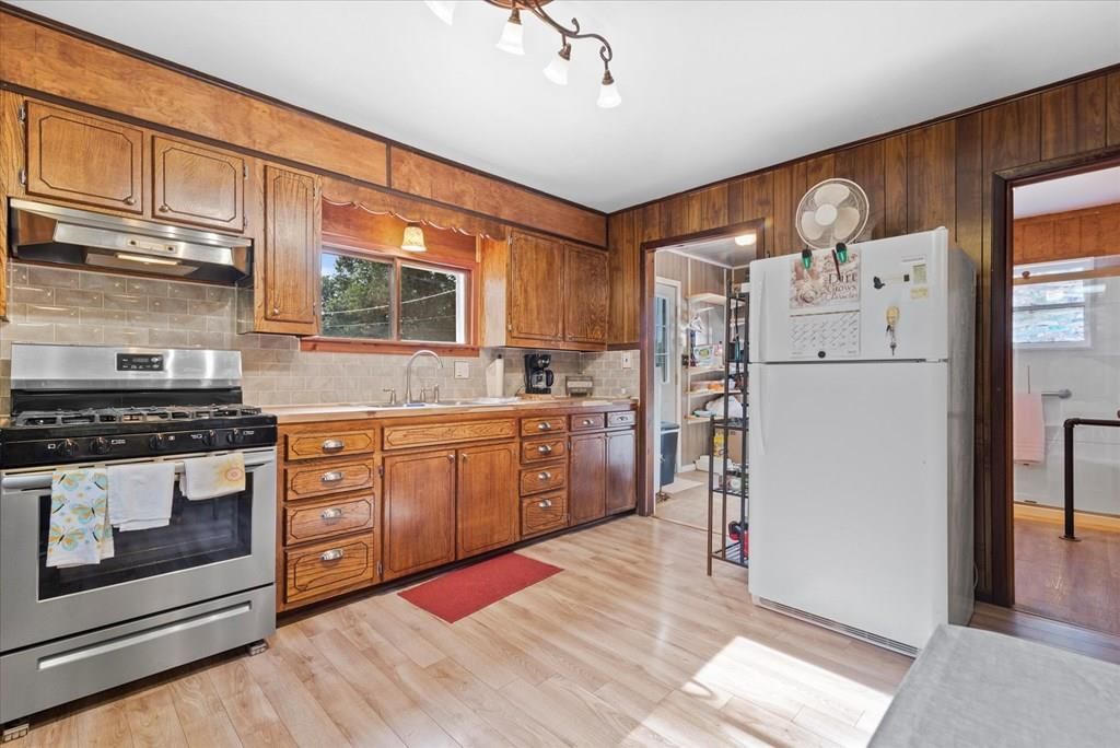 635 S Maple S N/A — photo 16