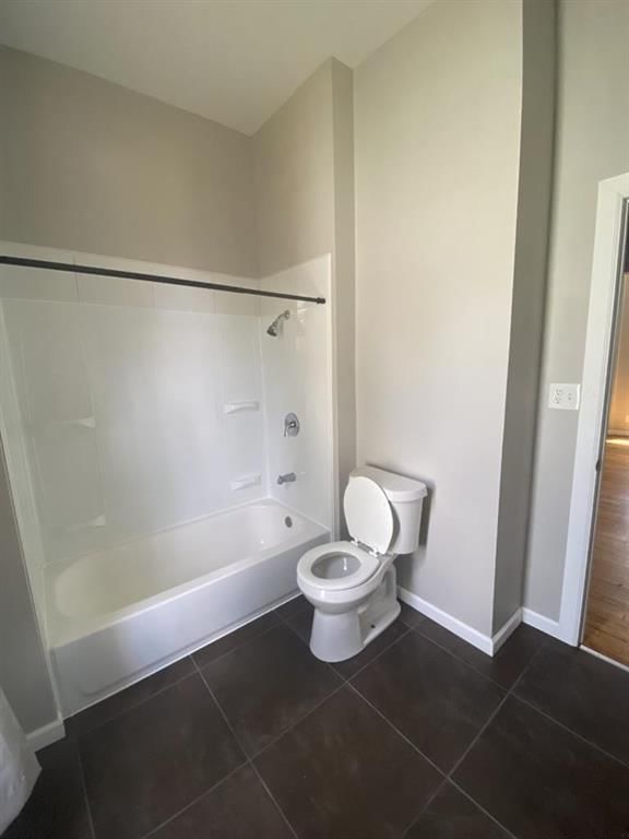 2513 Clark Avenue — photo 10