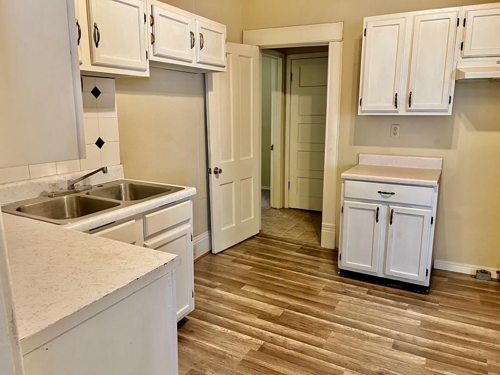 2711 Dirr Avenue — photo 7