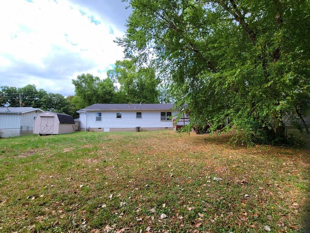 221 Taylor Road — photo 26