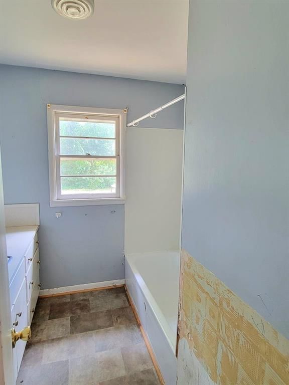 221 Taylor Road — photo 9