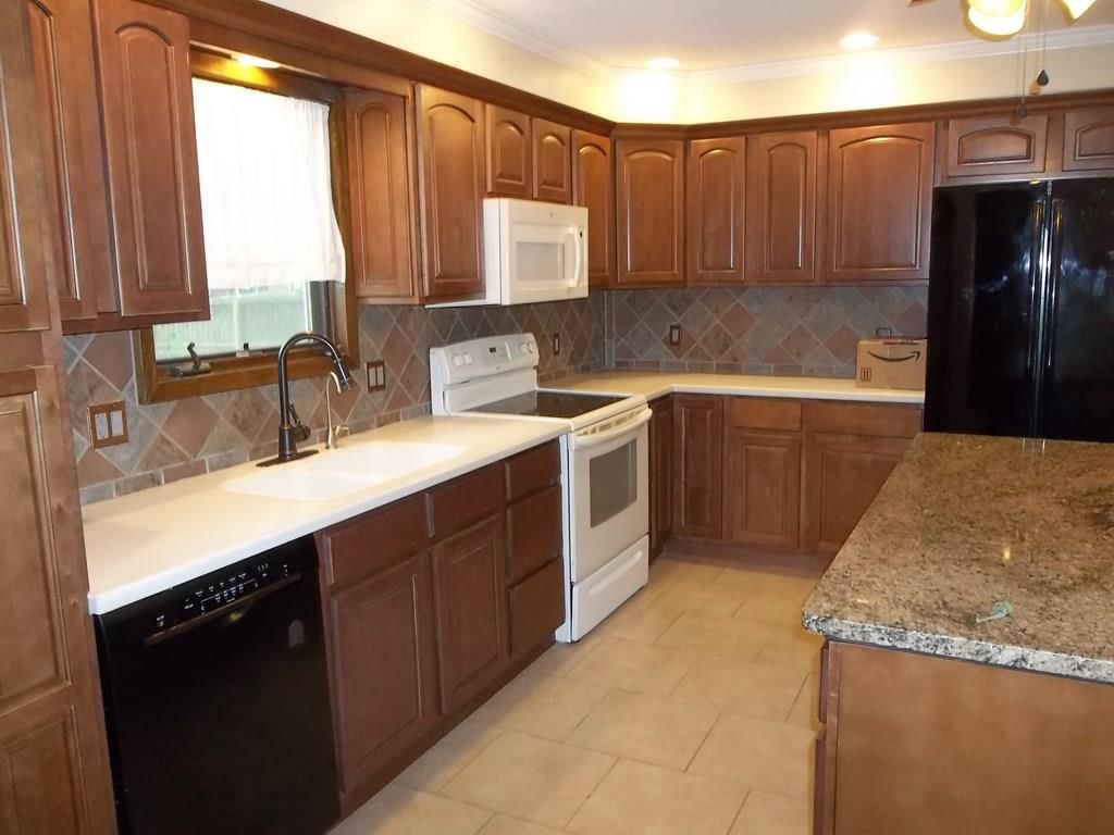 902 S Gretchen N/A — photo 12