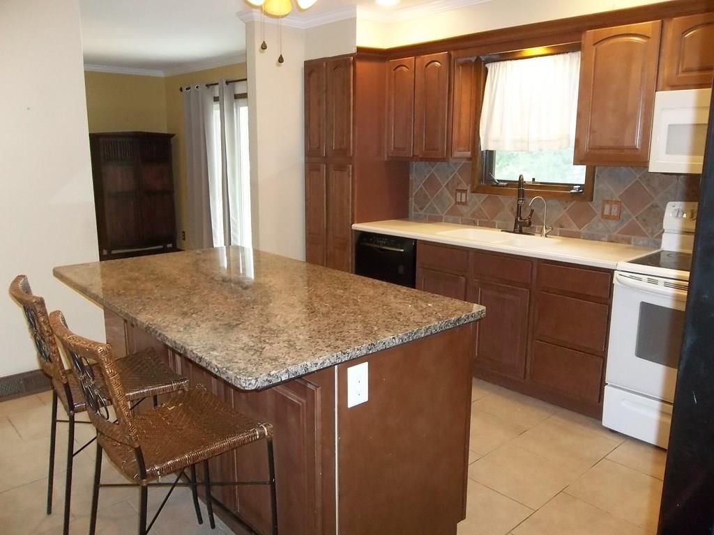 902 S Gretchen N/A — photo 13