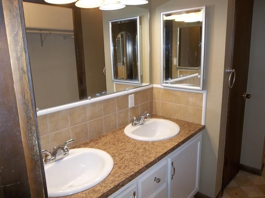 902 S Gretchen N/A — photo 21