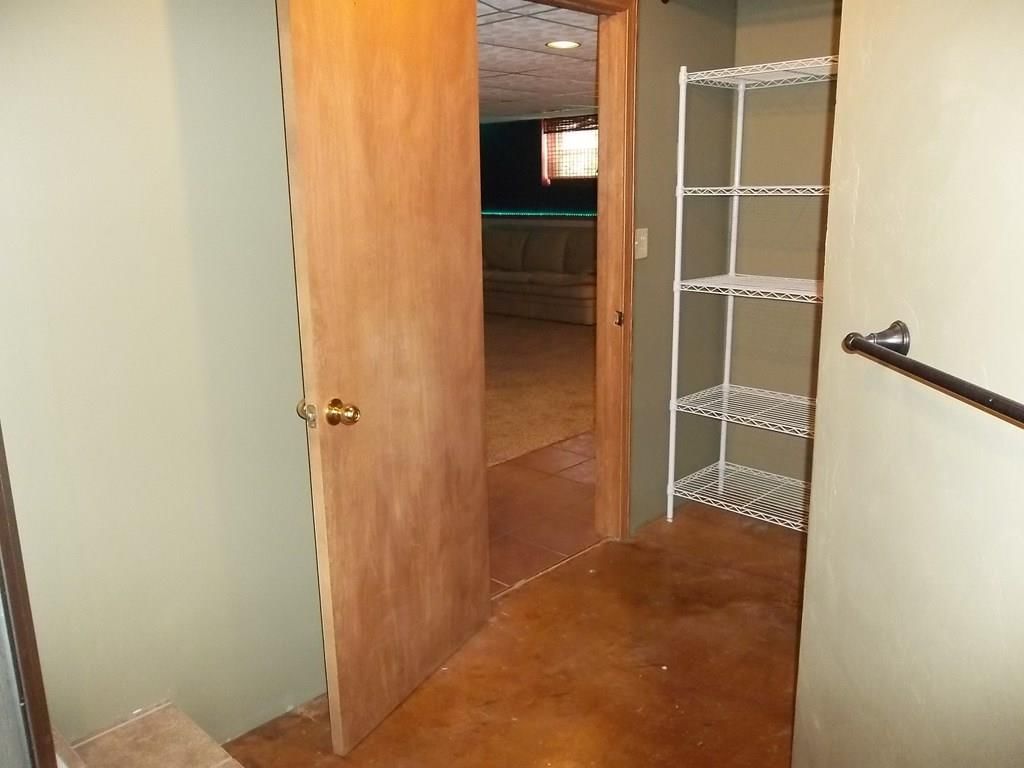 902 S Gretchen N/A — photo 30